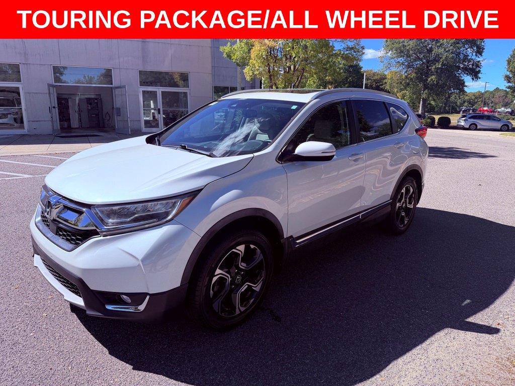 Used 2017 Honda CR-V Touring image 3