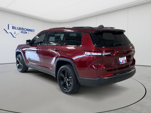 Used 2025 Jeep Grand Cherokee L Limited w/ Luxury Tech Group II AWD/4WD image 7