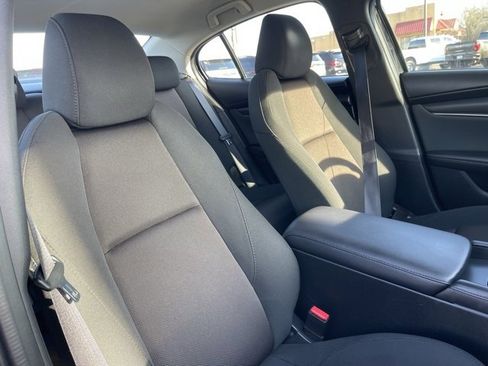 Used 2024 MAZDA MAZDA3 s image 11