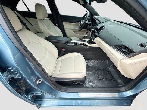 Used 2023 Cadillac CT4 Luxury w/ Cold Weather Package RWD image 27