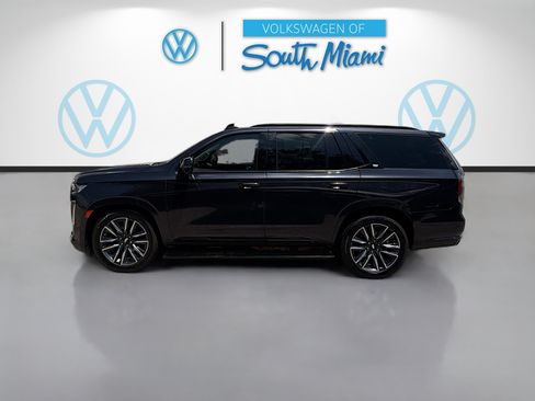 Used 2023 Cadillac Escalade Sport Platinum AWD/4WD image 4