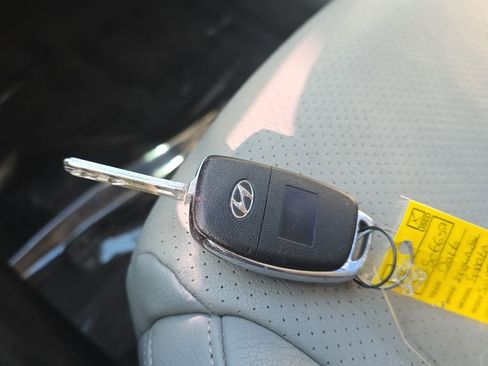 Used 2016 Hyundai Sonata SE FWD image 24