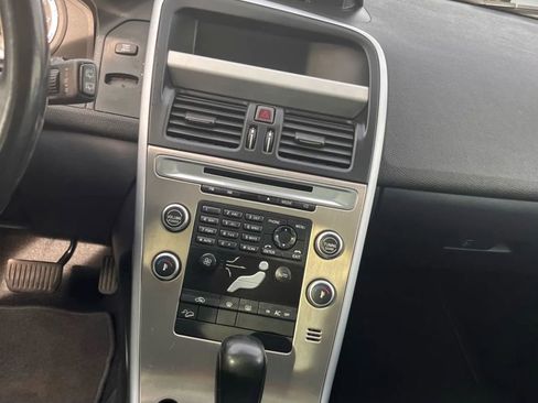Used 2010 Volvo XC60 T6 image 21