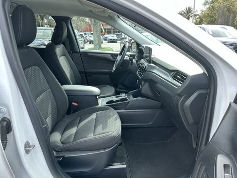 Used 2024 Ford Escape Active image 17