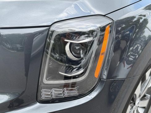 Used 2020 Kia Telluride S w/ S 8 Passenger Seating Package FWD image 45
