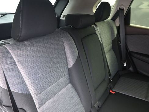 Used 2023 Nissan Rogue SV image 32