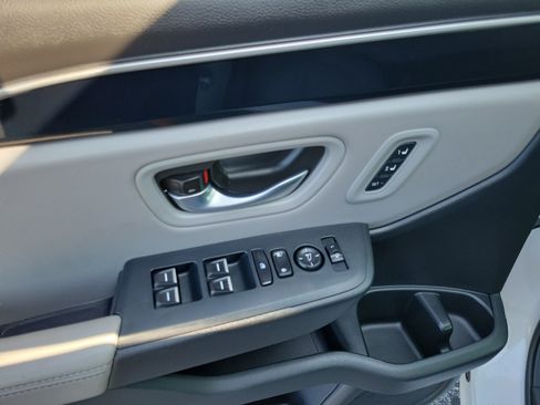 Used 2025 Honda Pilot EX-L image 7