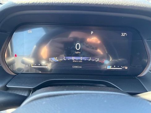 Used 2023 Jeep Grand Cherokee Laredo image 15