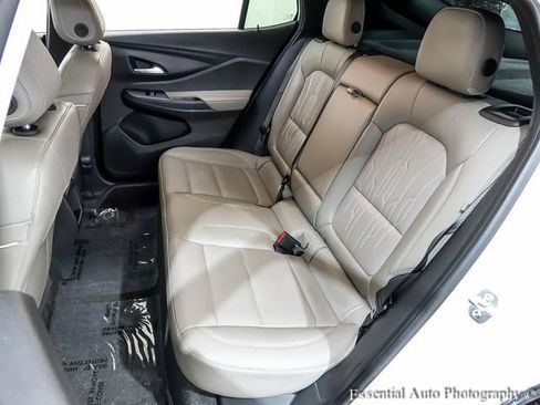Certified 2025 Buick Envista Avenir FWD image 11