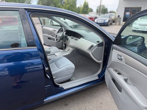 Used 2006 Toyota Avalon XL FWD image 45