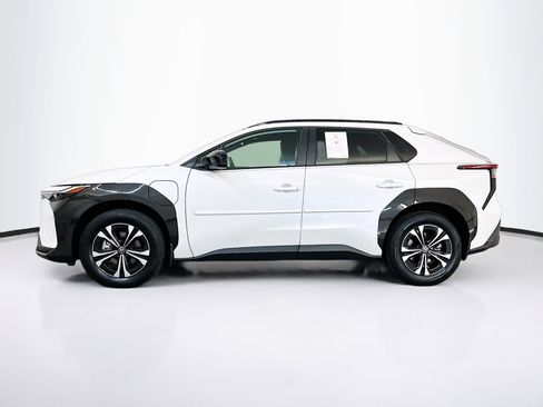 Used 2024 Toyota bZ4X AWD w/ Weather Package image 4