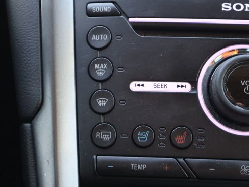 Used 2016 Ford Fusion Titanium w/ Terracotta Package image 28