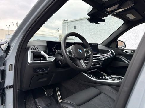 Used 2026 BMW X5 xDrive40i w/ M Sport Package AWD/4WD image 32