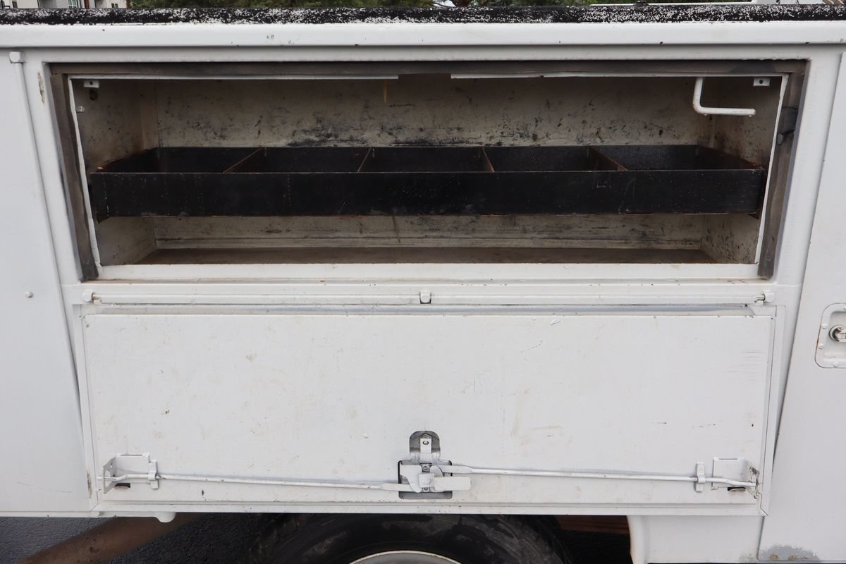 Used 2006 GMC Sierra 2500 W/T RWD image 19
