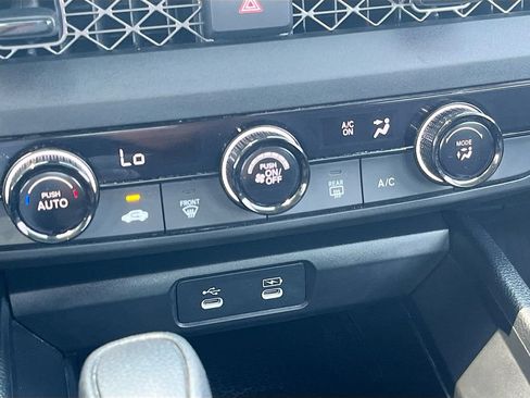 Used 2025 Honda Accord LX image 14