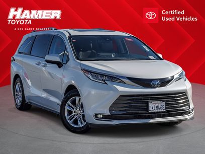 Certified 2021 Toyota Sienna Limited