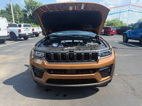 New 2026 Jeep Grand Cherokee L Limited AWD/4WD image 62
