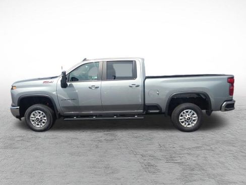 Used 2025 Chevrolet Silverado 2500 LT w/ Safety Package AWD/4WD image 8