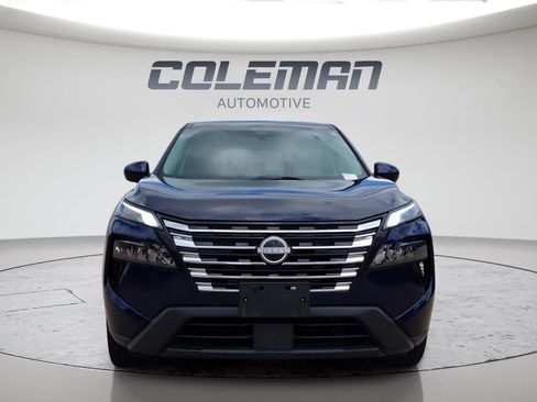 Used 2024 Nissan Rogue SV FWD image 8