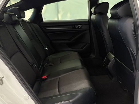 Used 2018 Honda Accord Sport image 24