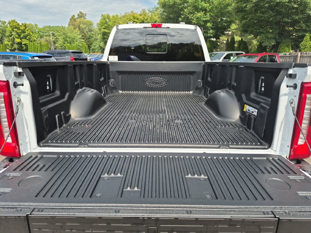New 2026 Ford F350 Lariat w/ Lariat Premium Package AWD/4WD image 24