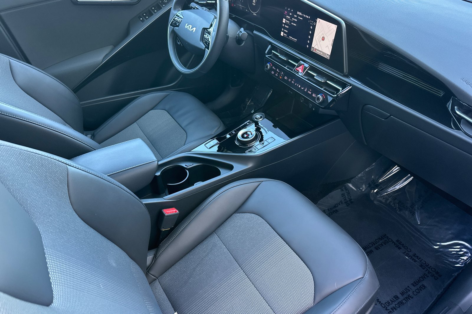 Used 2023 Kia Niro Wind FWD image 18