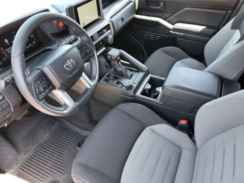 Certified 2025 Toyota 4Runner TRD Off-Road AWD/4WD image 10