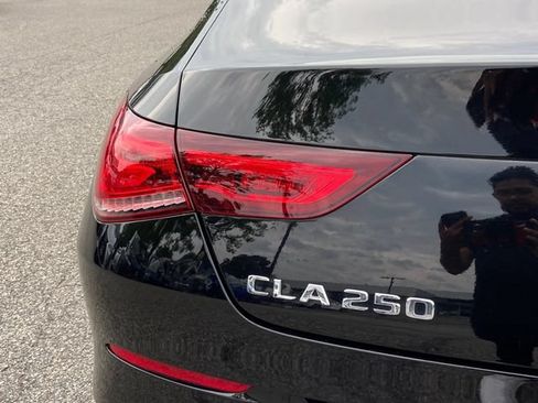 Used 2023 Mercedes-Benz CLA 250 4MATIC image 33