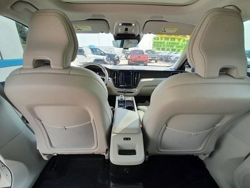 Used 2021 Volvo XC60 T8 Inscription w/ Advanced Package AWD/4WD image 45