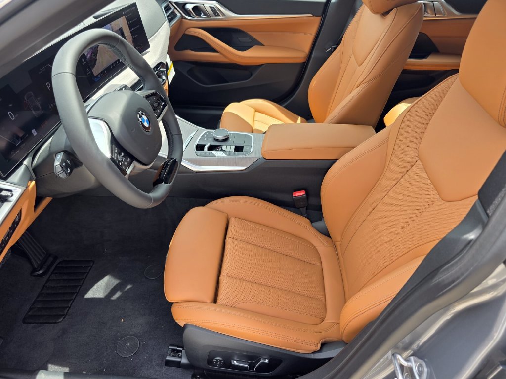 New 2026 BMW 430i w/ Parking Assistance Package RWD image 7