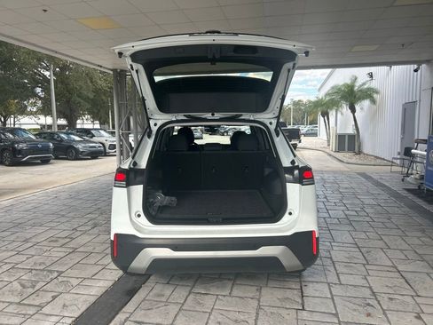 Used 2025 Volkswagen Tiguan S image 41