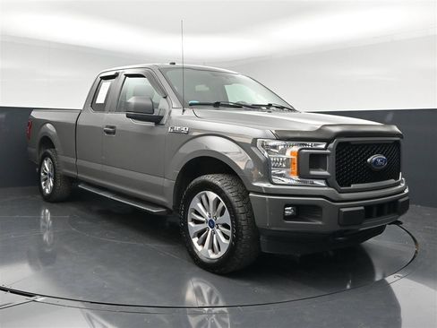 Used 2018 Ford F150 XL w/ Equipment Group 101A Mid AWD/4WD image 3