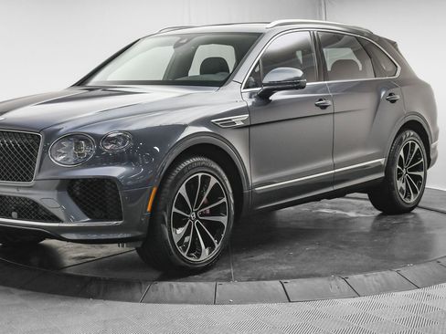 New 2025 Bentley Bentayga AWD/4WD image 8