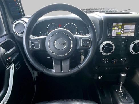 Used 2016 Jeep Wrangler Unlimited Sport w/ Quick Order Package 24S AWD/4WD image 5