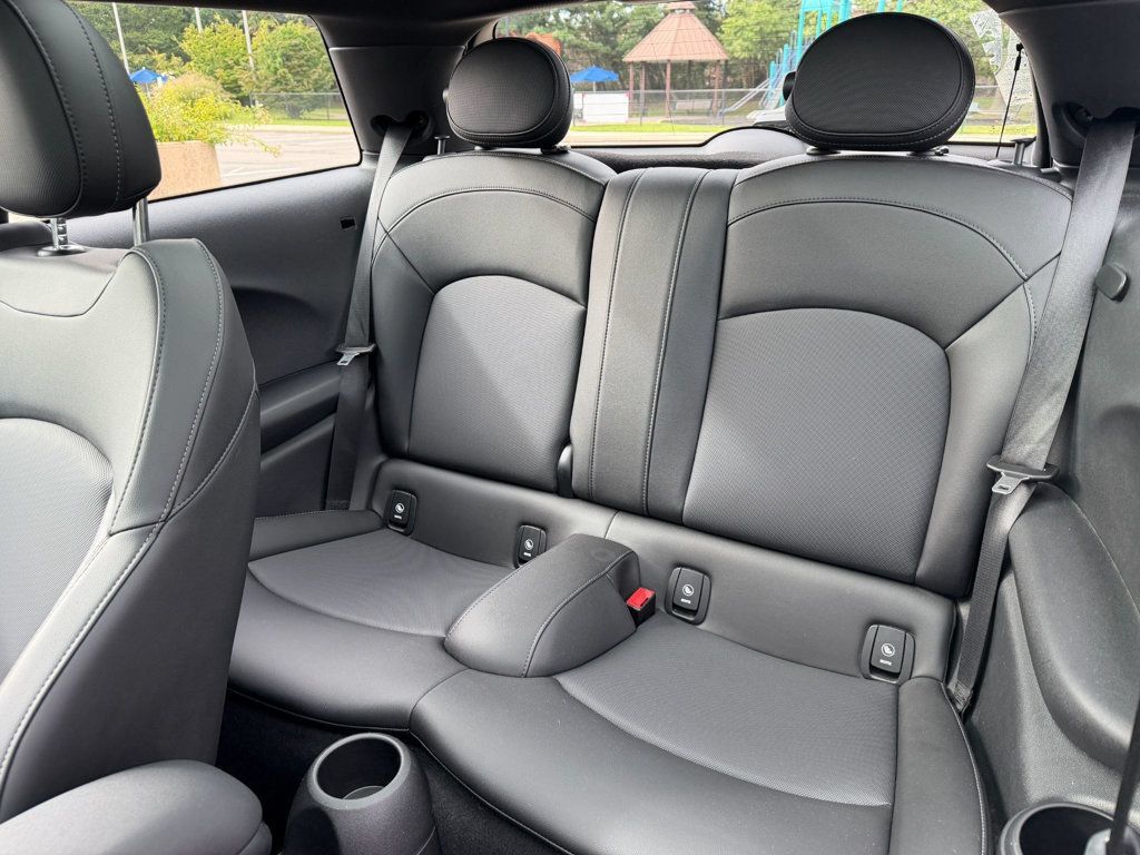 Used 2019 MINI Cooper S w/ Signature Upholstery Package FWD image 13