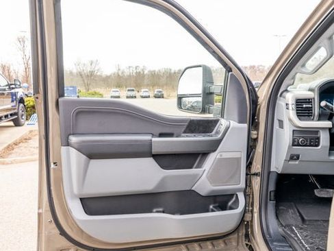 New 2026 Ford F350 XLT w/ XLT Premium Package image 28