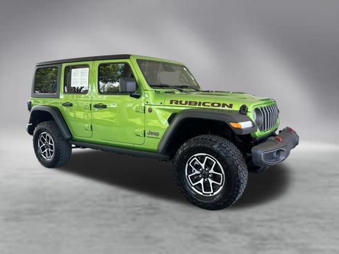 Used 2026 Jeep Wrangler Unlimited Rubicon AWD/4WD image 2