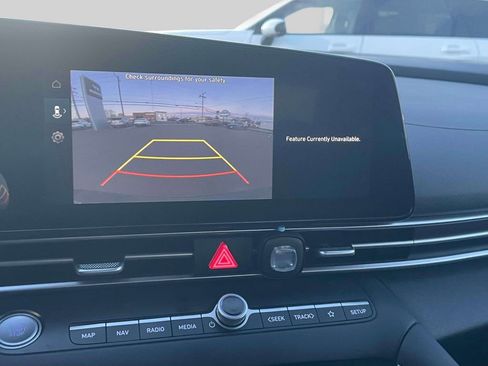 Used 2023 Hyundai Elantra SEL w/ Convenience Package image 27