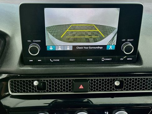 Used 2025 Honda Civic Sport image 22