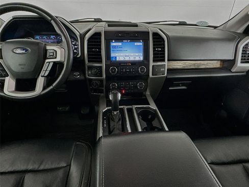 Used 2019 Ford F150 Lariat image 21