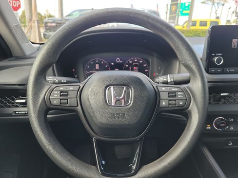 Used 2024 Honda Accord EX image 18