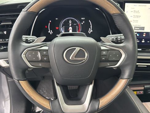 Used 2023 Lexus RX 350 RX 350 Luxury w/ Accessory Package (Z1) image 17