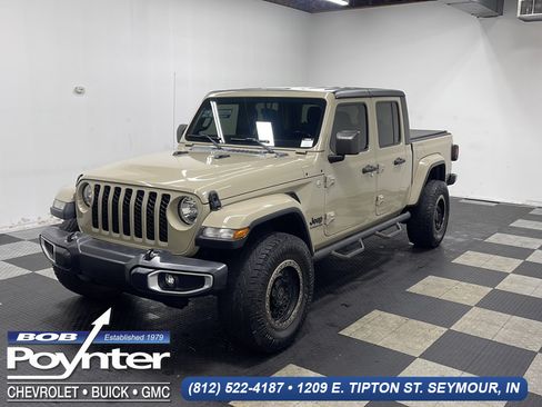 Used 2020 Jeep Gladiator Sport w/ Quick Order Package 24S AWD/4WD image 1