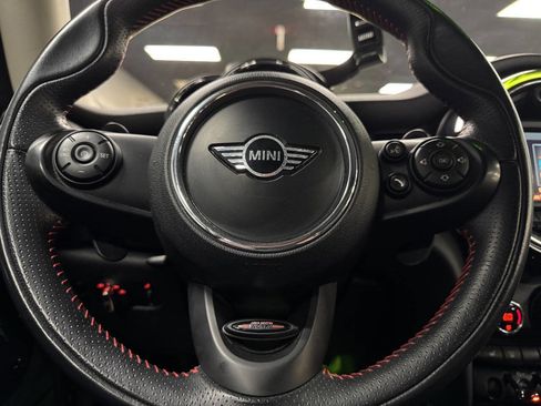 Used 2019 MINI Cooper S w/ Signature Upholstery Package image 23