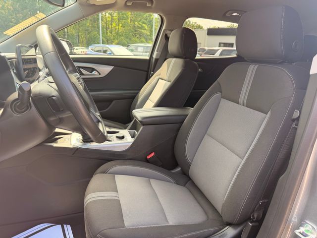 Used 2024 Chevrolet Blazer LT w/ Convenience Package FWD image 11