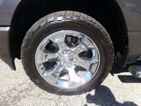 Used 2019 RAM 1500 Big Horn AWD/4WD image 20