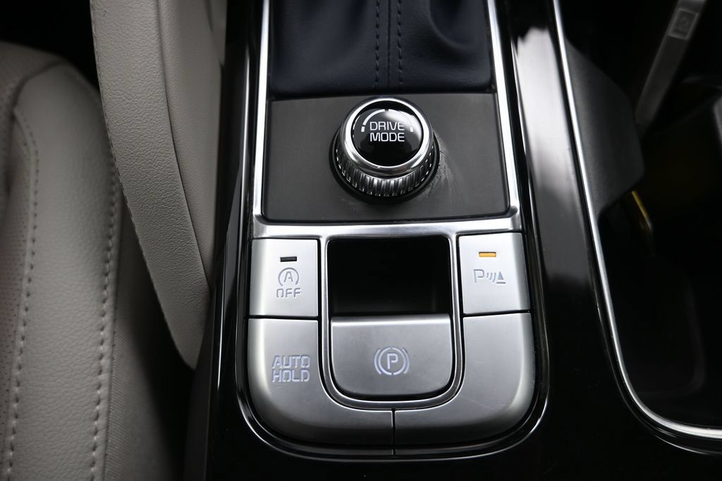 Used 2025 Kia Telluride EX w/ EX Captain's Chair Package FWD image 24