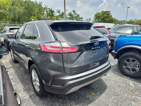 Used 2022 Ford Edge SEL image 4