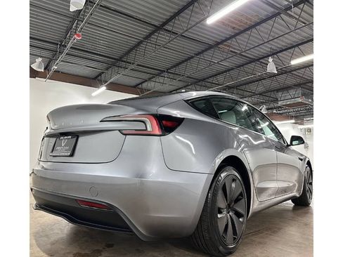 Used 2024 Tesla Model 3 Standard Range RWD image 13