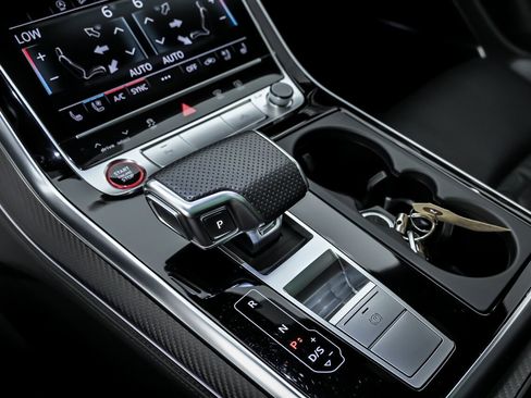 Used 2023 Audi RS Q8 image 36